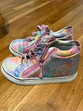 Steve Madden Girls' Tie-Dye High Top Sneakers with Rhinestones